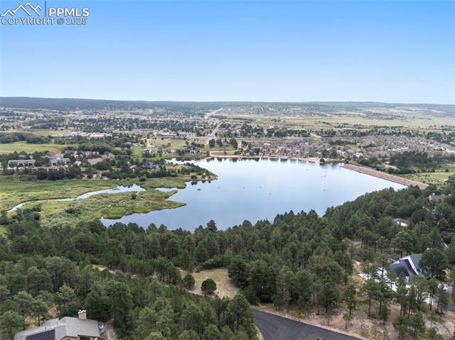 2925 Lake Meadow Drive