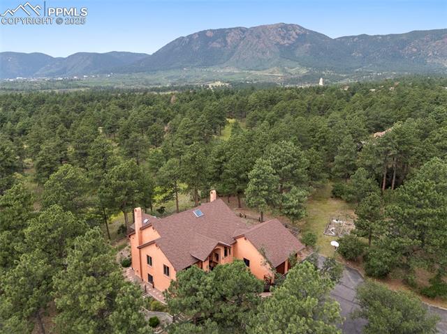2925 Lake Meadow Drive