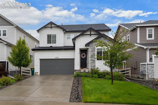 5223 Gray Wolf Lane