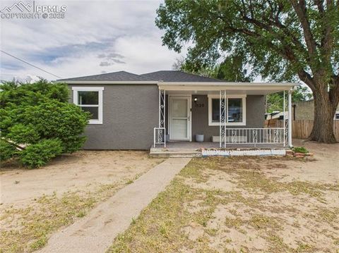 Photo of 1530 N Norwood Avenue, Pueblo, CO 81001 (MLS # 2906230)