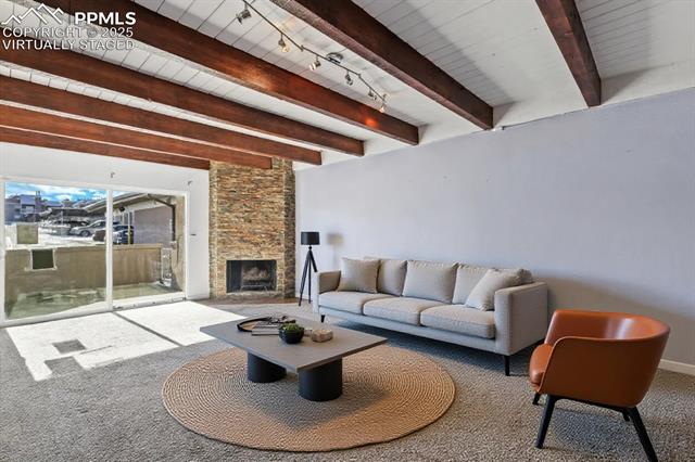 3240 Van Teylingen Drive E