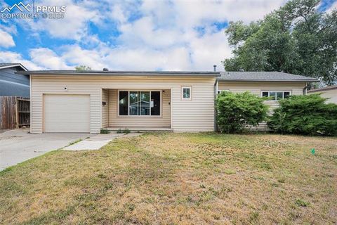 Photo of 173 Norman Drive, Colorado Springs, CO 80911 (MLS # 7422444) Photo of 173 Norman Drive, Colorado Springs, CO 80911 (MLS # 7422444)