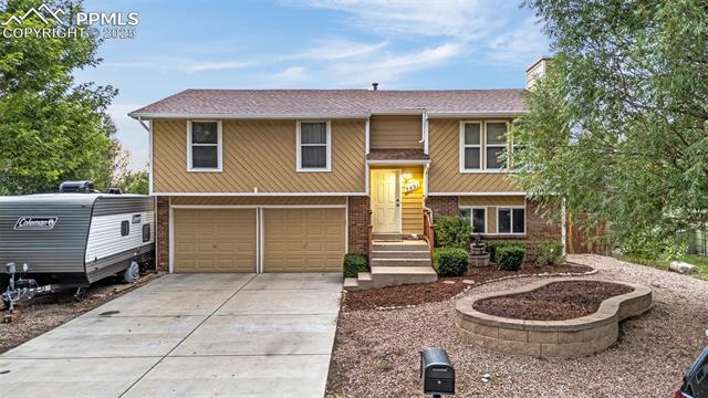 5461 Alteza Drive