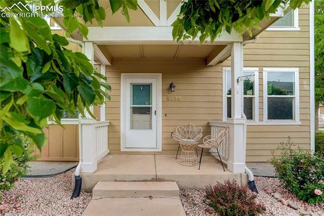 5198 Dovetail Lane