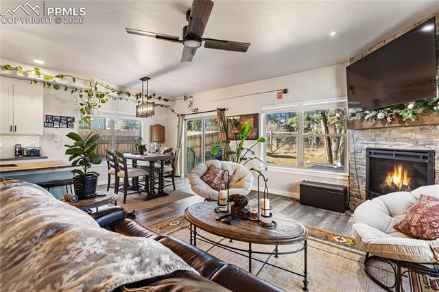 118 E Chester Avenue