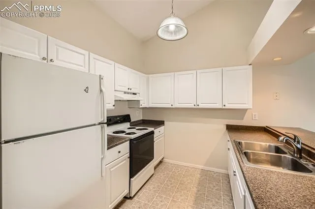Colorado Springs, Colorado 80916, United States, 2 Bedrooms Bedrooms, ,2 BathroomsBathrooms,Residential,Active,124071