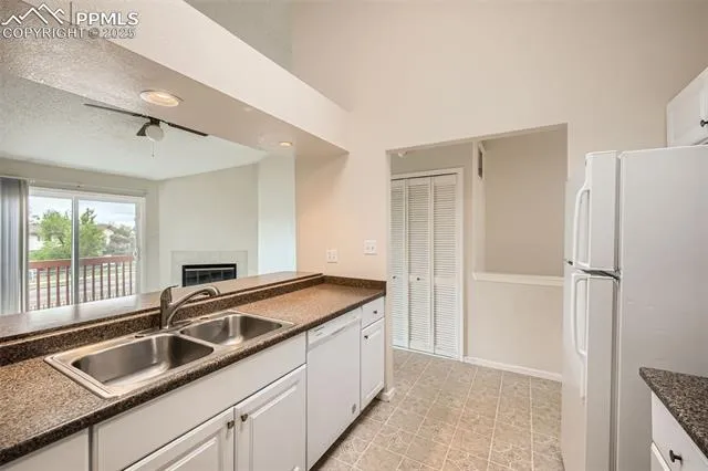 Colorado Springs, Colorado 80916, United States, 2 Bedrooms Bedrooms, ,2 BathroomsBathrooms,Residential,Active,124071