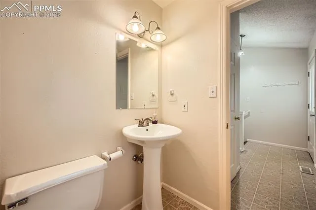 Colorado Springs, Colorado 80916, United States, 2 Bedrooms Bedrooms, ,2 BathroomsBathrooms,Residential,Active,124071