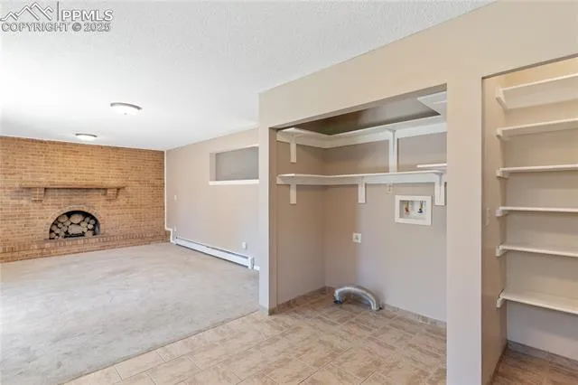 Colorado Springs, Colorado 80918, United States, 3 Bedrooms Bedrooms, ,2 BathroomsBathrooms,Residential,Active,152956