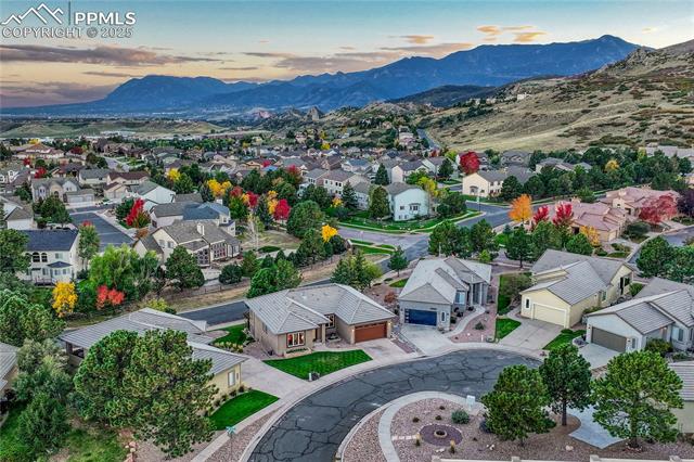 2425 Green Valley Heights