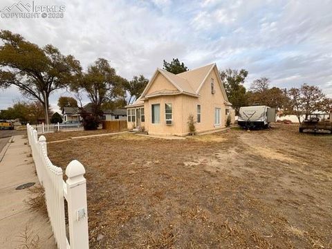 303 Maxwell Street 301 Lamar CO 81052