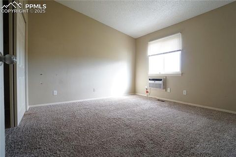 Tiny photo for 1985 Tanager Way, Colorado Springs, CO 80906 (MLS # 9781085)