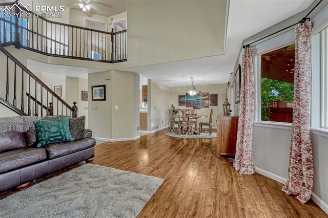 6077 S Quatar Way