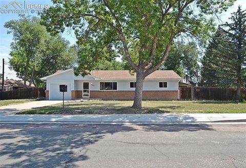 Photo of 4303 Friar Lane, Colorado Springs, CO 80907 (MLS # 4552048)