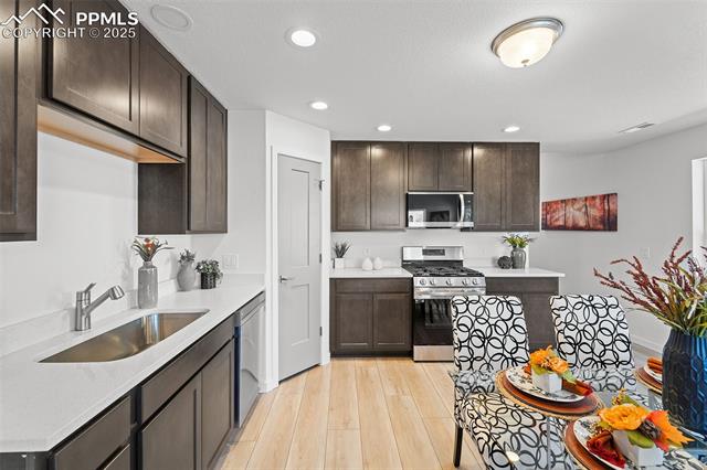 3575 Rosette Grove