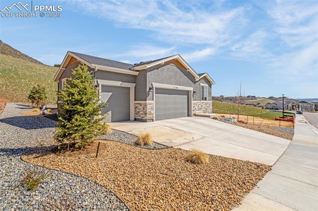 4706 Mesa Top Drive