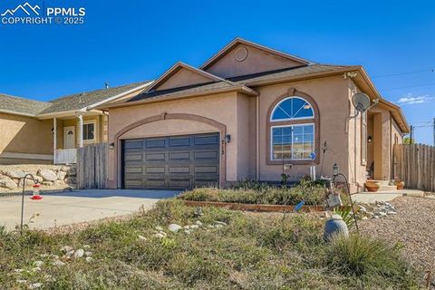 Photo of 713 Circle Road, Palmer Lake, CO 80133 (MLS # 4299343) Photo of 713 Circle Road, Palmer Lake, CO 80133 (MLS # 4299343)