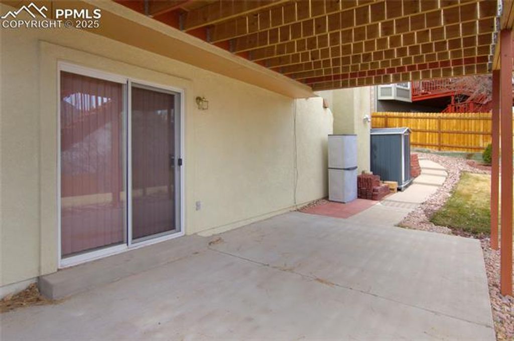 listing image 44