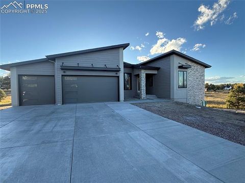 4010 Pinehurst Circle Colorado Springs CO 80908