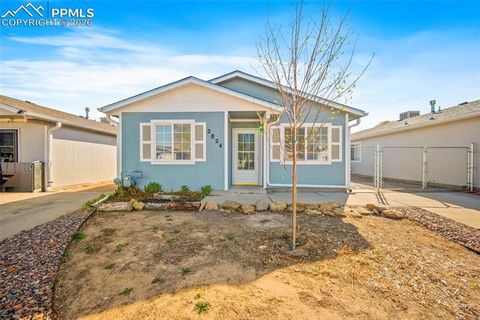 Photo of 2824 Ontario Street, Pueblo, CO 81004 (MLS # 6585767)
