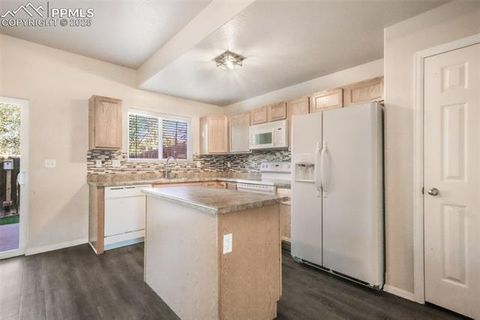 Tiny photo for 631 Hailey Glenn View, Colorado Springs, CO 80916 (MLS # 7236791)