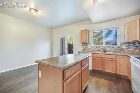 Tiny photo for 631 Hailey Glenn View, Colorado Springs, CO 80916 (MLS # 7236791)