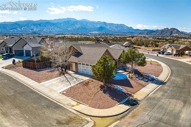 Canon City, Colorado 81212, United States, 3 Bedrooms Bedrooms, ,2 BathroomsBathrooms,Residential,Active,59