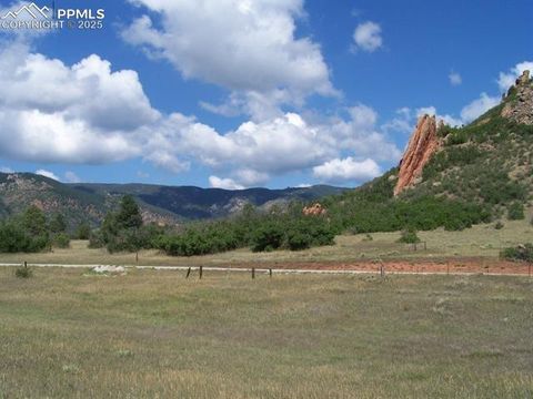 Photo of 5905 Country Club Drive, Larkspur, CO 80118 (MLS # 2730793) Photo of 5905 Country Club Drive, Larkspur, CO 80118 (MLS # 2730793)