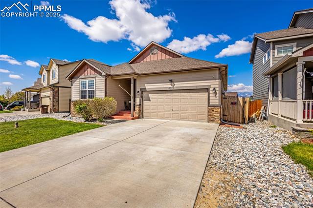 4532 Whirling Oak Way