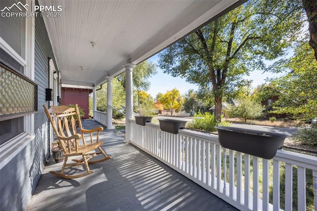 1322-1324 W Kiowa Street