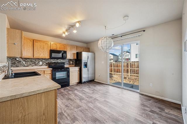 4902 Rusty Nail Point