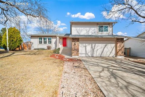 Photo of 3330 Ashwood Circle, Colorado Springs, CO 80906 (MLS # 4996127)