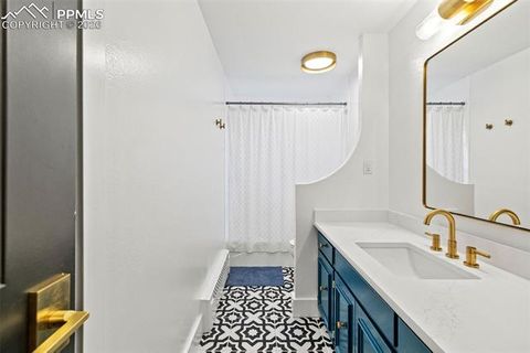 Tiny photo for 2 Cresta Road, Colorado Springs, CO 80906 (MLS # 7454040)