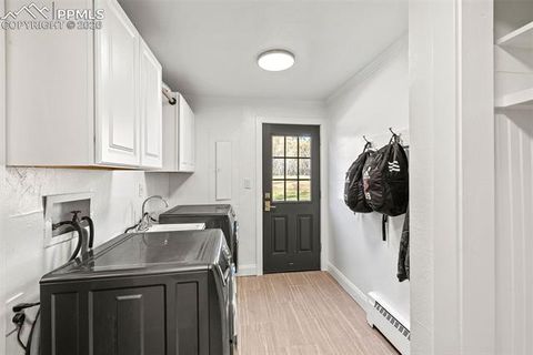 Tiny photo for 2 Cresta Road, Colorado Springs, CO 80906 (MLS # 7454040)