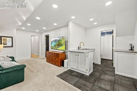 Tiny photo for 2 Cresta Road, Colorado Springs, CO 80906 (MLS # 7454040)