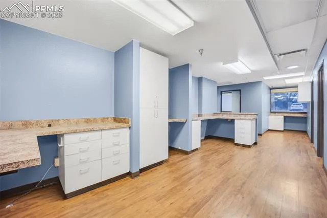 Colorado Springs, Colorado 80909, United States, ,Commercial,Active,60692