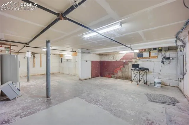 Colorado Springs, Colorado 80909, United States, ,Commercial,Active,60692