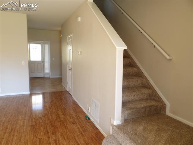 2163 Squawbush Ridge Grove