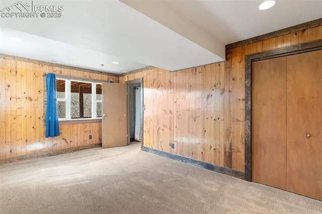 Colorado Springs, Colorado 80919, United States, 5 Bedrooms Bedrooms, ,5 BathroomsBathrooms,Residential,Pending,91874