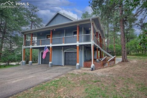 Photo of 4036 Kalamath Drive, Larkspur, CO 80118 (MLS # 3520985)