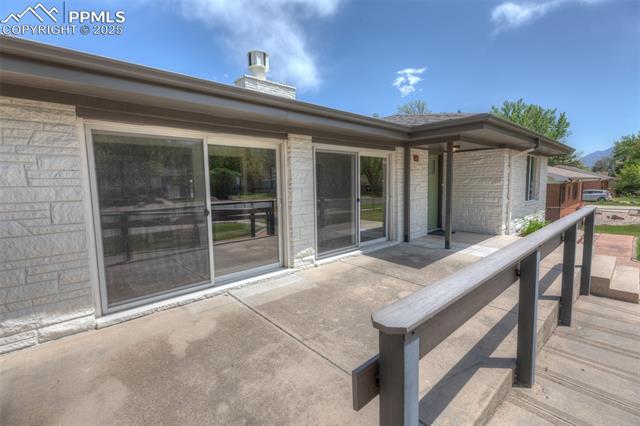 735 Valley Road