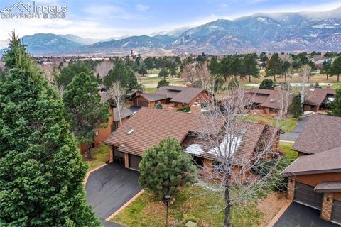 Tiny photo for 1536 Smoochers Circle, Colorado Springs, CO 80904 (MLS # 7600973)