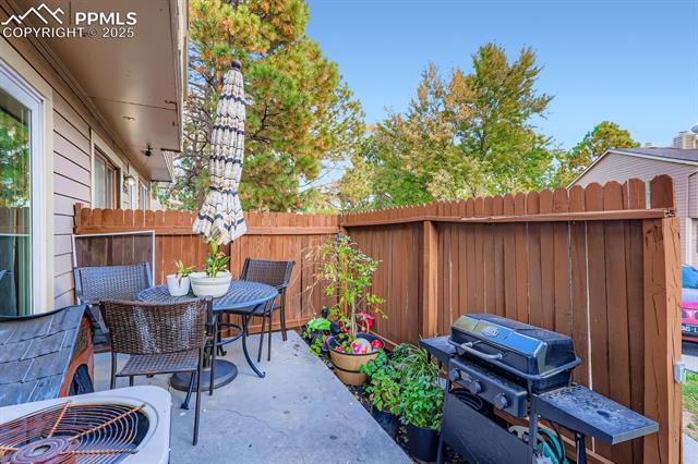 4386 Hawks Lookout Lane