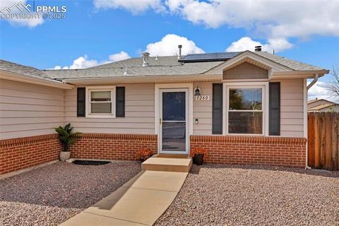 Tiny photo for 1260 Irving Lane, Colorado Springs, CO 80916 (MLS # 5507063)