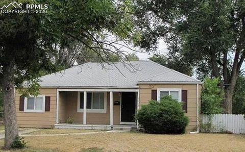 Photo of 1912 Moline Street, Aurora, CO 80010 (MLS # 1562837)