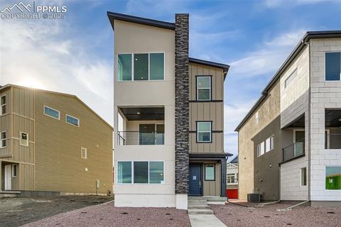 Photo of 1727 Keystone Crest Lane, Colorado Springs, CO 80905 (MLS # 4302475)