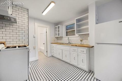 Tiny photo for 125 Ruxton Avenue, Manitou Springs, CO 80829 (MLS # 9383758)