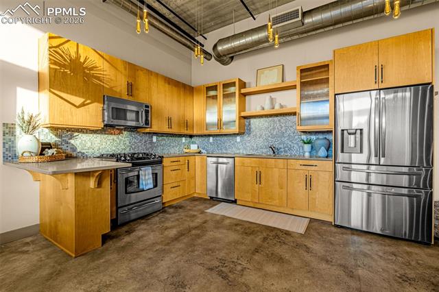 101 N Tejon Street 280