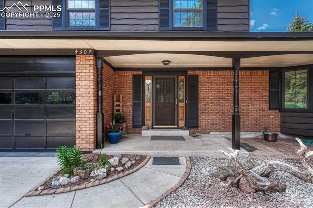 4307 Valli Vista Road