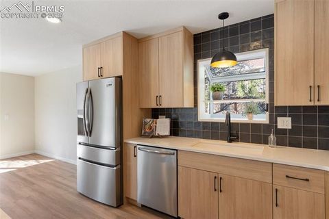 Tiny photo for 7 Escondido Valle, Manitou Springs, CO 80829 (MLS # 4634918)